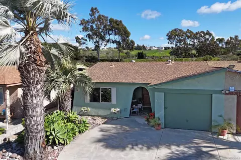 4475 Estada Dr, Oceanside, CA 92057