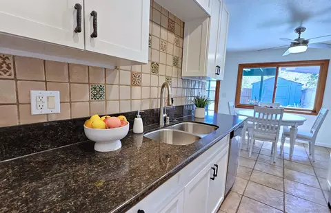 Kitchen - 4475 Estada Dr, Oceanside, CA 92057 photo 3 of 4