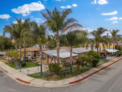 209-15 N Date St, Escondido, CA 92025
