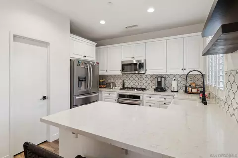1876 Olivia St, El Cajon, CA 92021 photo 4