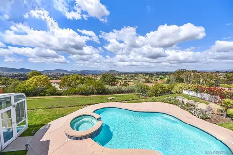 Exterior - 13000 Lomas Verdes Dr, Poway, CA 92064 photo 6 of 13