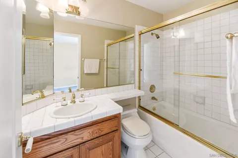 Bath - 13000 Lomas Verdes Dr, Poway, CA 92064 photo 2 of 8