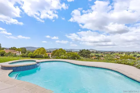 Exterior - 13000 Lomas Verdes Dr, Poway, CA 92064 photo 2 of 13