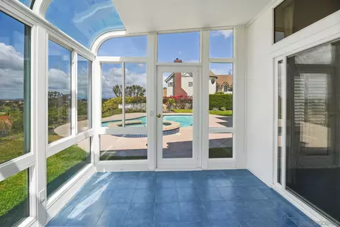 Exterior - 13000 Lomas Verdes Dr, Poway, CA 92064 photo 4 of 13
