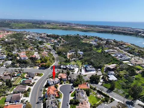 View/Area - 4190 Parkside Pl, Carlsbad, CA 92008 photo 2 of 20