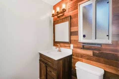 Bath - 1539 Greenfield Dr, El Cajon, CA 92021 photo 1 of 3