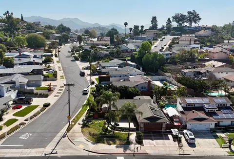 View/Area - 1539 Greenfield Dr, El Cajon, CA 92021 photo 7 of 16