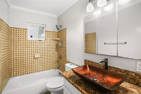 Bath - 1539 Greenfield Dr, El Cajon, CA 92021 photo 3 of 3