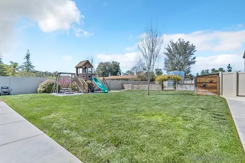 Exterior - 1652 Gam Ln, Ramona, CA 92065 photo 23 of 27