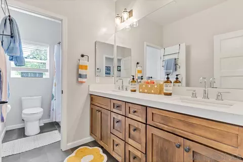 Bath - 1652 Gam Ln, Ramona, CA 92065 photo 2 of 6