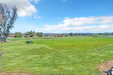 Exterior - 1652 Gam Ln, Ramona, CA 92065 photo 7 of 27