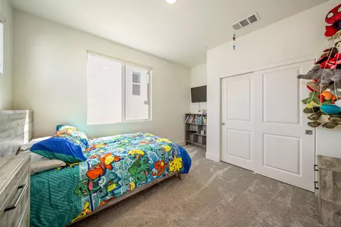 Bedroom - 35365 Orchard Trl, Fallbrook, CA 92028 photo 5 of 8