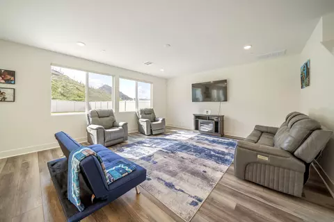 Living - 35365 Orchard Trl, Fallbrook, CA 92028 photo 3 of 5