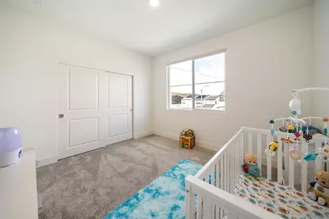 Bedroom - 35365 Orchard Trl, Fallbrook, CA 92028 photo 4 of 8