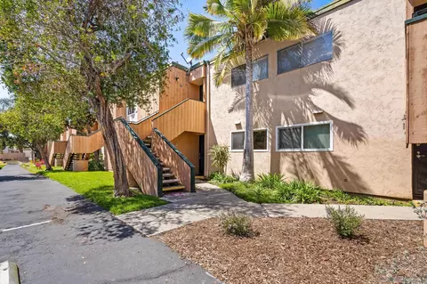8765 Lake Murray Blvd #4, San Diego, CA 92119