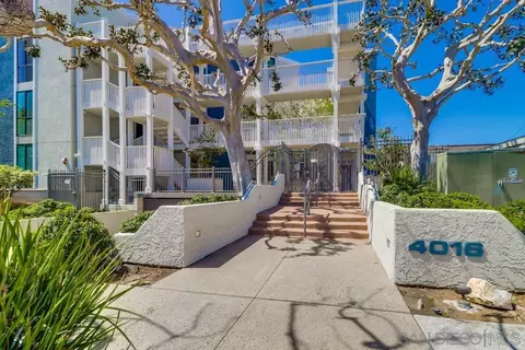 4016 Gresham St #B3, San Diego, CA 92109 photo 2