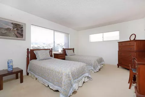 Bedroom - 5571 Candlelight Dr, La Jolla, CA 92037 photo 3 of 3