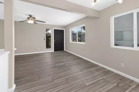 Living - 12132 Wintergreen Dr #2, Lakeside, CA 92040 photo 3 of 4