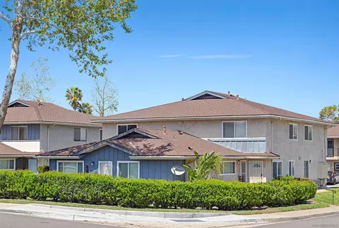12132 Wintergreen Dr #2, Lakeside, CA 92040