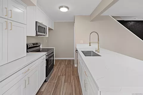 Kitchen - 12132 Wintergreen Dr #2, Lakeside, CA 92040 photo 2 of 8