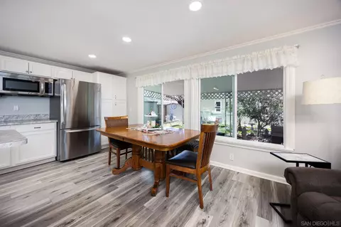 Dining - 8712 N Magnolia Ave #SPC 177, Santee, CA 92071 photo 1 of 2