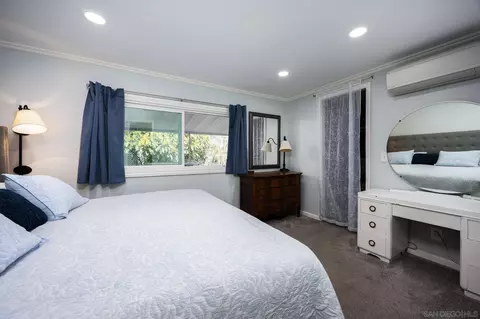 Bedroom - 8712 N Magnolia Ave #SPC 177, Santee, CA 92071 photo 1 of 4