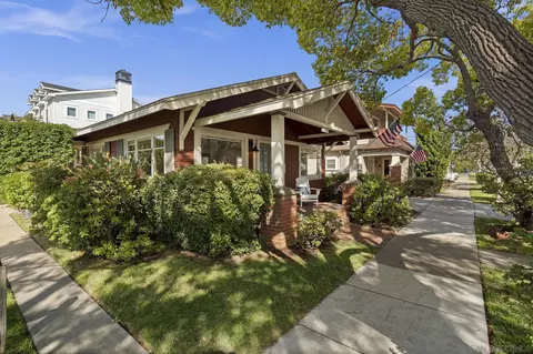 Exterior - 1305 9th St, Coronado, CA 92118 photo 11 of 11