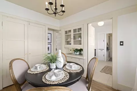 Dining - 1305 9th St, Coronado, CA 92118 photo 3 of 3