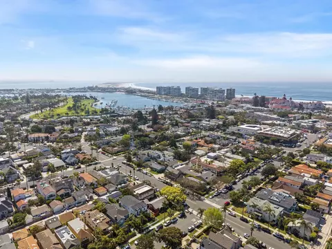 View/Area - 1305 9th St, Coronado, CA 92118 photo 9 of 12