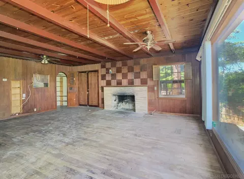 Living - 10440 Loma Rancho Dr, Spring Valley, CA 91978 photo 3 of 5