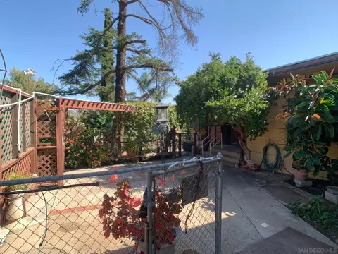 Exterior - 10440 Loma Rancho Dr, Spring Valley, CA 91978 photo 10 of 11