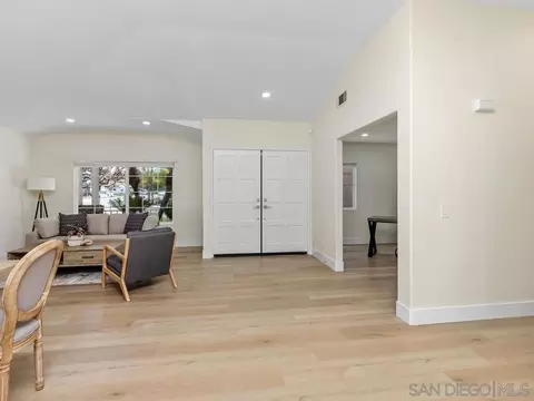 Entry Way - 5640 Dartmoor Cr, Oceanside, CA 92057 photo 1 of 1
