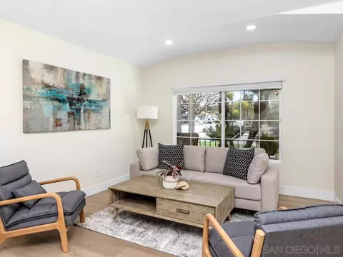 Living - 5640 Dartmoor Cr, Oceanside, CA 92057 photo 4 of 7