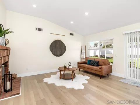 Living - 5640 Dartmoor Cr, Oceanside, CA 92057 photo 1 of 7