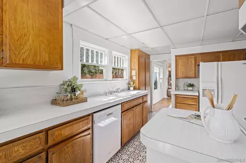 Kitchen - 1309 9th St, Coronado, CA 92118 photo 1 of 5
