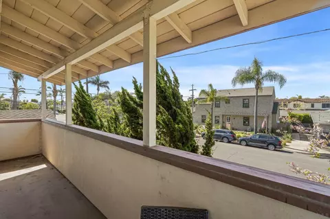Exterior - 1309 9th St, Coronado, CA 92118 photo 5 of 11