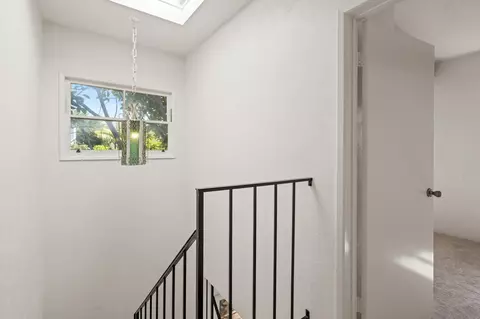 Entry Way - 1309 9th St, Coronado, CA 92118 photo 2 of 3