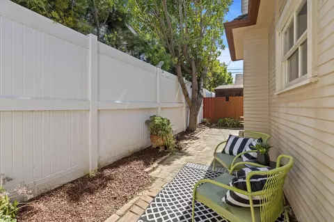 Exterior - 1309 9th St, Coronado, CA 92118 photo 9 of 11