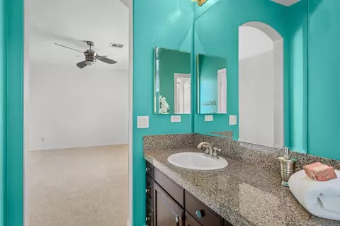 Bath - 540 Nobel Ct, Encinitas, CA 92024 photo 7 of 7