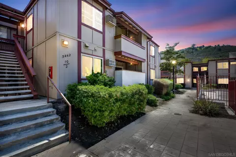 5442 Adobe Falls Rd UNIT 2, San Diego, CA 92120