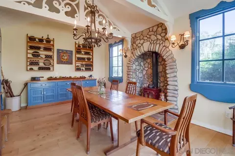 Dining - 15815 Indian Valley Rd, Jamul, CA 91935 photo 3 of 6