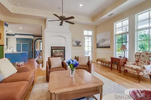 Living - 15815 Indian Valley Rd, Jamul, CA 91935 photo 4 of 4