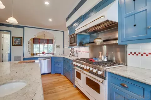 Kitchen - 15815 Indian Valley Rd, Jamul, CA 91935 photo 2 of 5