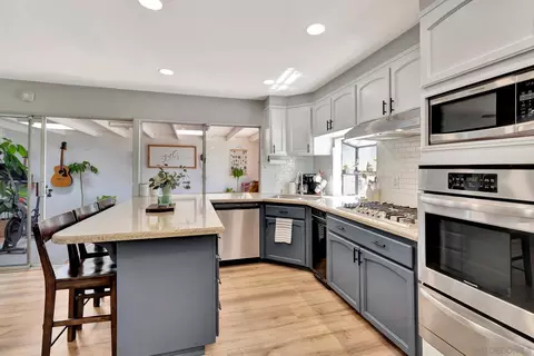 Kitchen - 9732 Dunedin Ct, Santee, CA 92071 photo 2 of 3
