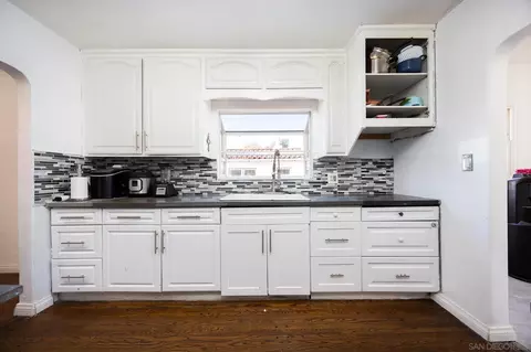 Kitchen - 219 Second Ave, Chula Vista, CA 91910 photo 2 of 3