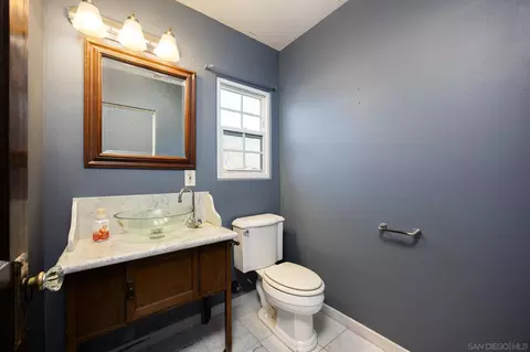 Bath - 219 Second Ave, Chula Vista, CA 91910 photo 5 of 6