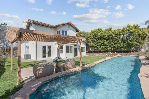 2543 Levante St, Carlsbad, CA 92009