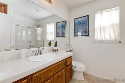 10439 Miracle Waters Ct, Spring Valley, CA 91977 photo 31