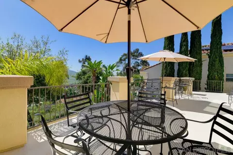 10439 Miracle Waters Ct, Spring Valley, CA 91977 photo 13