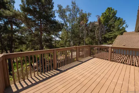 10477 Pine Grv, Spring Valley, CA 91978 photo 18